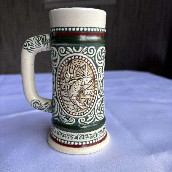 Avon 1983 English Setter/Rainbow Trout Mug - Picture 2 of 4